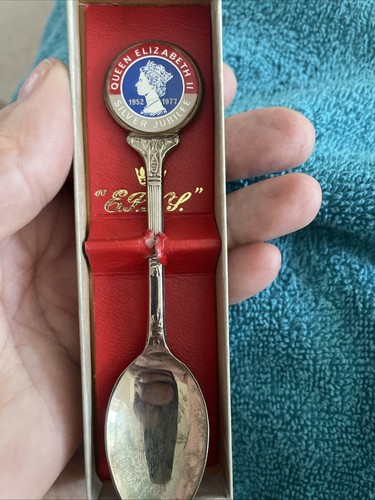 Queen elizabeth silver jubilee - queen,