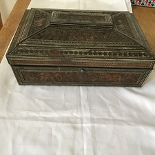 Huntley& Palmers sandalwood