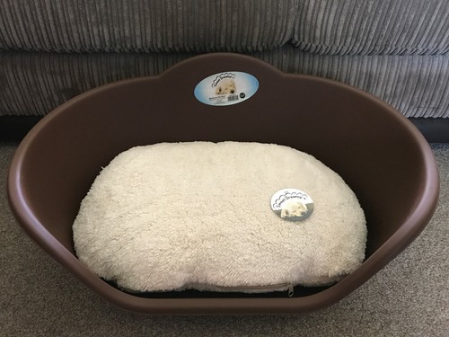 Medium brown plastic - plastic, pet