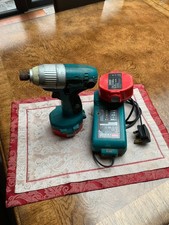 Makita Impact Driver 6935 FD + 2 Batteries + Charger