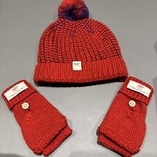 4-6 year old Ugg Hat And Mitten Set 