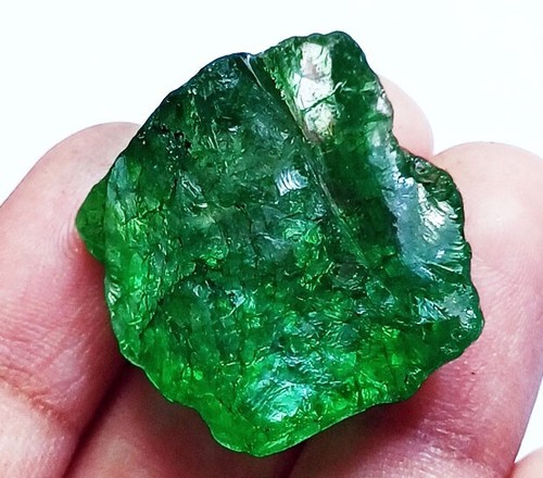 Natural emerald rough - natural, 48.50+