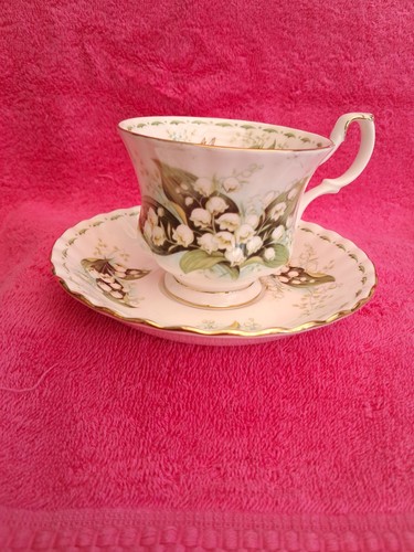 Vintage royal albert flower - royal,