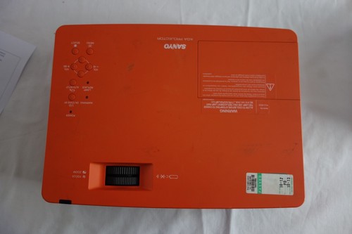 Sanyo xga orange projector - , (