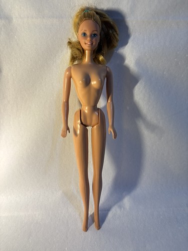 Vintage original barbie - vintage, doll