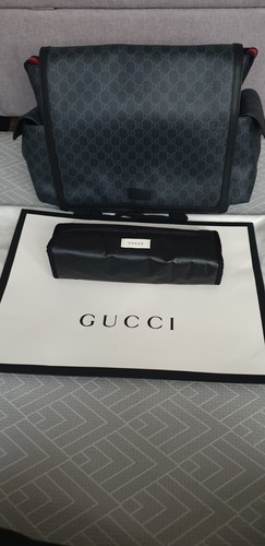 Gucci diaper changing - changing, bag