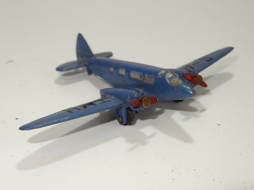 Dinky 62m light transport - 62m,