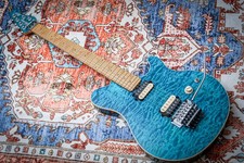 ERNIE BALL USA Music Man Axis