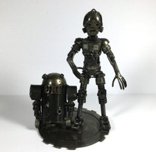 Star Wars R2-D2 and C-3PO Scrap Metal Structure Statue approximately 10" x 7" 