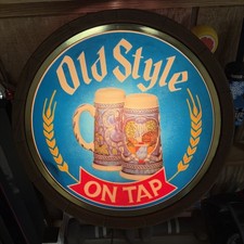 Vintage 1983 Old Style on Tap