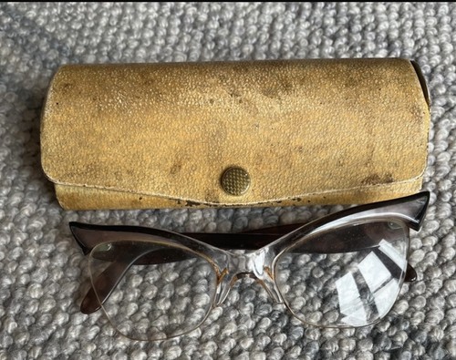 Vintage 1950s cats eye - 1950s,