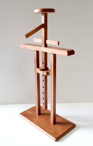 Wooden stand yoroi kabuto - wooden,