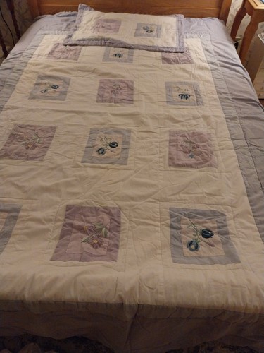 Patchwork bedspread - patchwork,