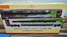 R40451 Hornby Avanti West Coast Class 390 Climate Change Livery Coach Pack 1