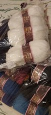 Balls double knit wool - 18,