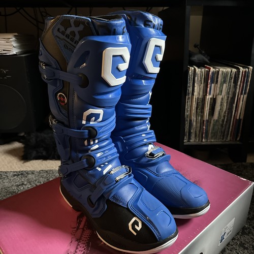 New eleveit legend motocross - new, x-legend