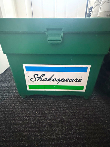 Shakespeare green plastic hard - shakespeare,
