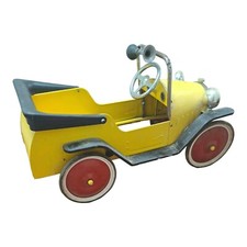 Vintage Fleur-de-lis Hand Built Harry Pedal Car Yellow Toy Children's Brum Noddy