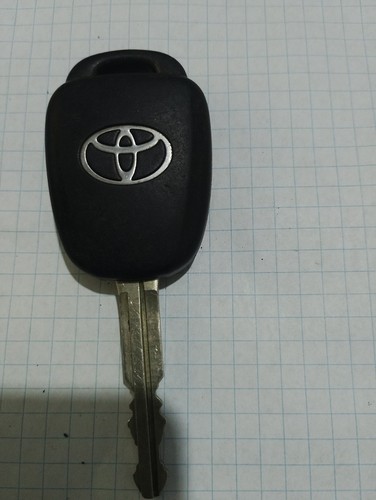 Genuine toyota button - toyota, 3