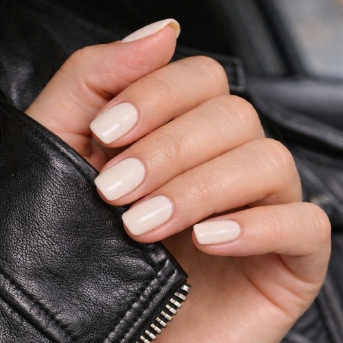 Press nails short - on, square