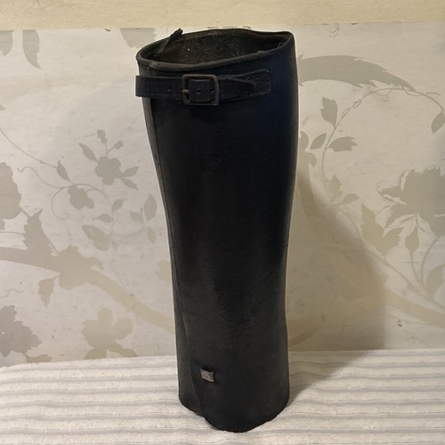 Antique wwi era - single, leather