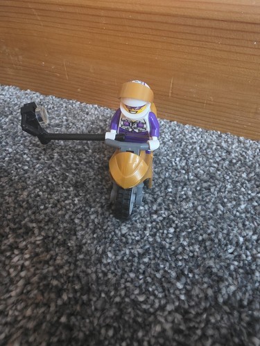 Lego city stuntz selfie stunt - lego,