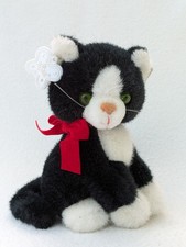 Russ Caress Sasha Black White Cat Vintage Soft Toy Plush Cuddly Stuffed Animal