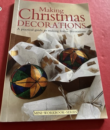 Making christmas decorations - making,