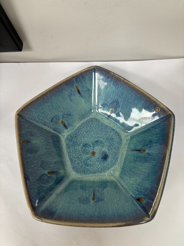 Dartington studio pottery - studio,