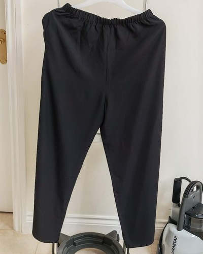 Bnwt womens black - bnwt, elastic