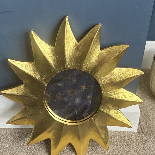Vintage 90s celestial sunburst