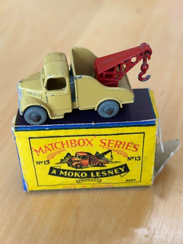 Matchbox bedford wreck - 13,