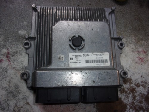 Peugeot 208 vd46 ecu - 208,
