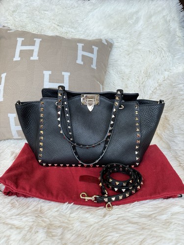 Valentino garavani black - garavani,