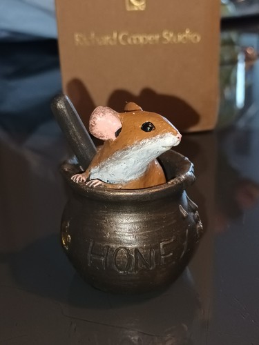 Richard cooper studio mouse - richard,