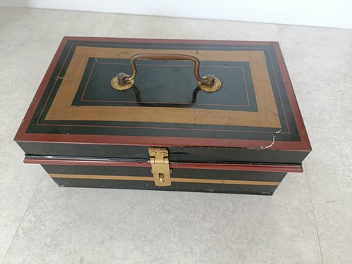 Large vintage cash money - cash,