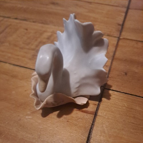 Vintage swan chessell - vintage,