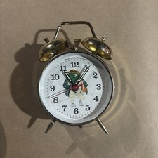 Readers digest frog alarm - digest,