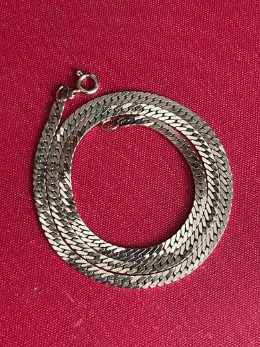 9ct gold flat - gold,, herringbone