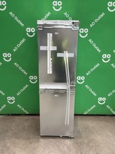 Neff 50/50 Integrated Fridge