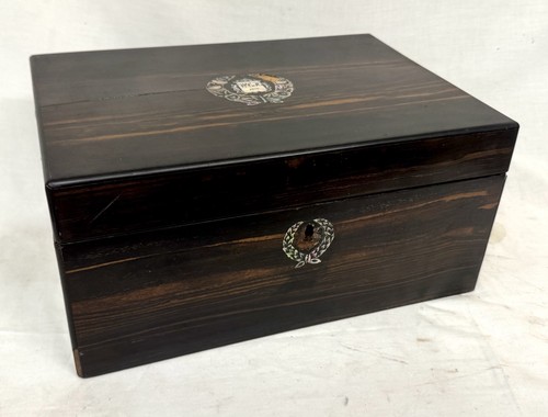 Beautiful antique coromandel - antique,