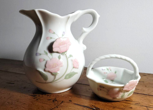 Vintage ceramic pretty jug - pretty, &