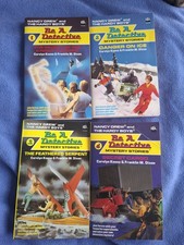 4 Be a detective Paperback