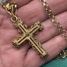 9ct Gold & Emerald Cross & 9ct