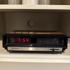 Vintage Waltham W146 Stereo