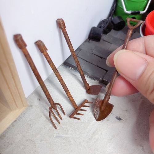 Dolls house miniature - 4x,