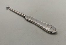 HALLMARKED SILVER CASED HANDLED BUTTON HOOK PERSONALISED WITH INTIALS 'SB' c1929