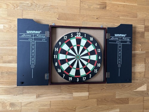Winmau dart board wooden case - dart,