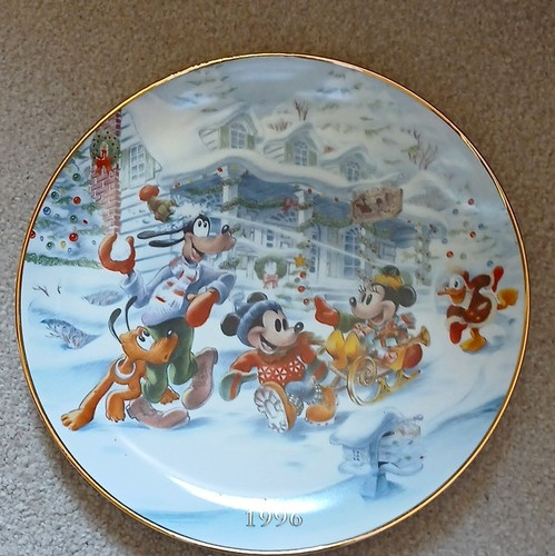 Disney mickey winter - disney,