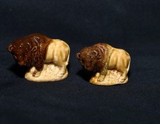 wade whimsies pair of bison